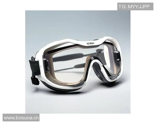 畅享水中乐趣必备游泳配件推荐全面解析提升游泳体验的多功能装备